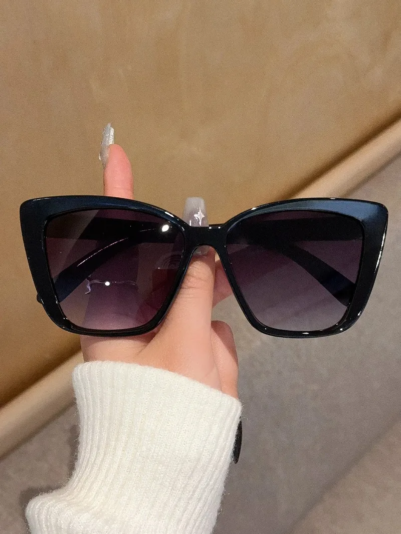 Trendy Cat Eye Sunglasses for Women Retro Square Sun Glasses New UV400 Protection Eyewear Summer Fashion  Shades