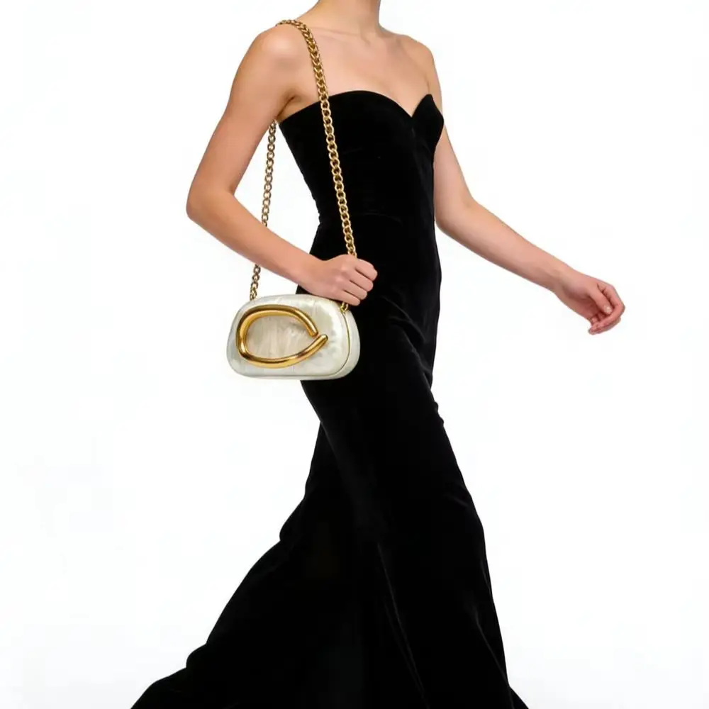 

Female Beige Metal C Mini Female Flap Shoulder Acrylic Banquet Lady Crossbody Evening Wedding Clutch Bags Brand Wallet Handbags