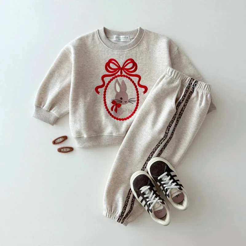 2025 Herfst Nieuwe Meisjes Boog Borduren Sweatshirt Baby Lange Mouw Cartoon Trui Katoen Kinderen Casual Sweatshirt Kinderkleding