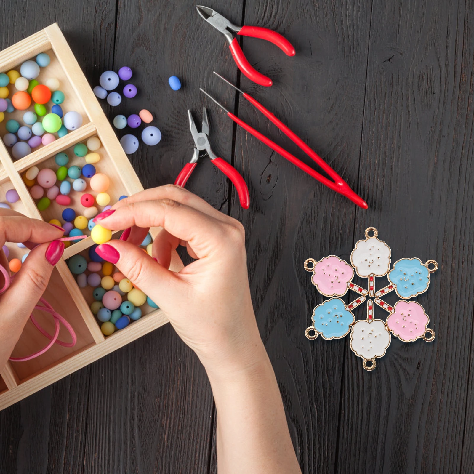 

18 Pcs Alloy Jewelry Accessories Keychain Charms Cute for Making Pendant Quartz Necklaces Mini Sturdy
