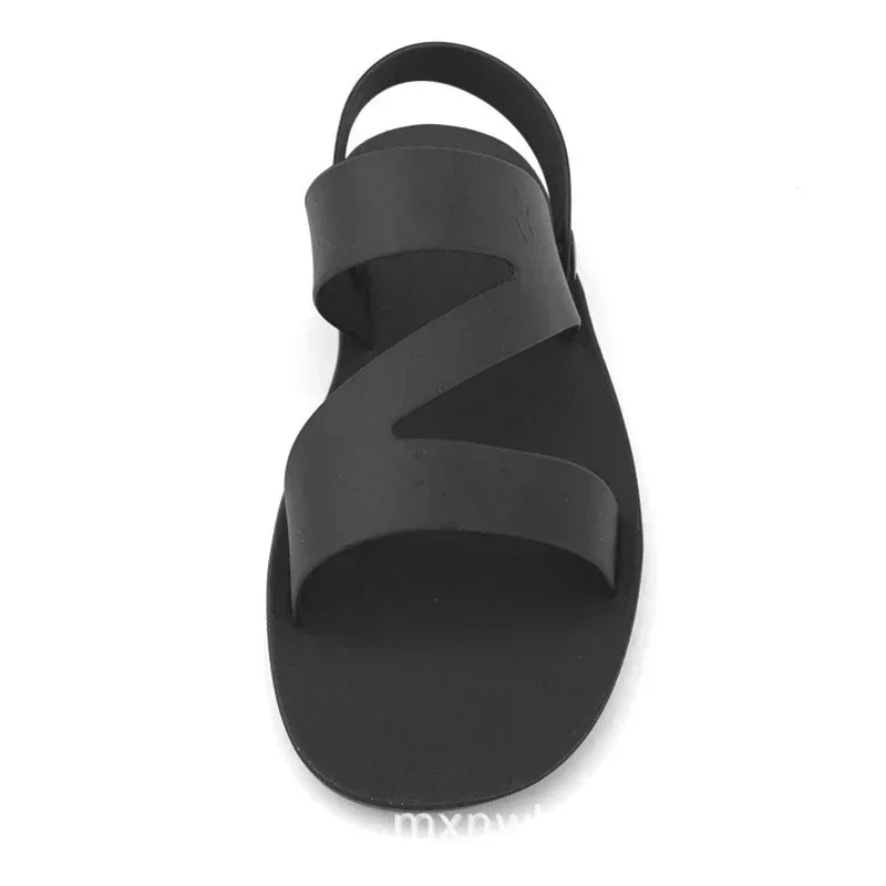 2024 sandal untuk pria lembut ban karet Flip flop musim panas Fashion bernapas sepatu kasual pria