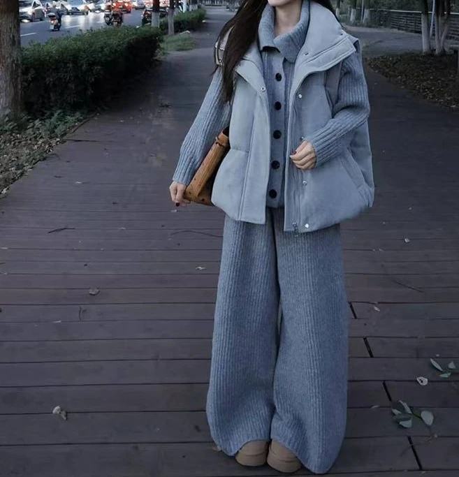 

2025 Casual Women's Retro Thick Stand Up Collar Bread Jacket Cotton Jacket Vest Gray Cardigan Pants Three Piece Set
