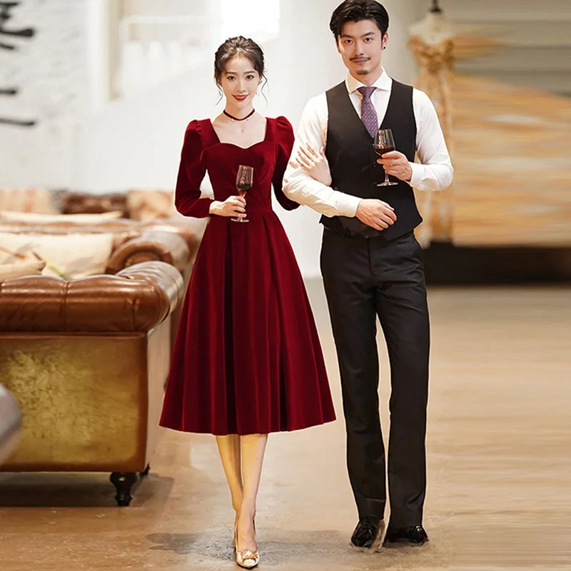 

Red Velvet Wedding Dress Women's Mid-Length A-Line Skirt High Waist Summer Wedding Dress Suitable for Engagement And Return Home