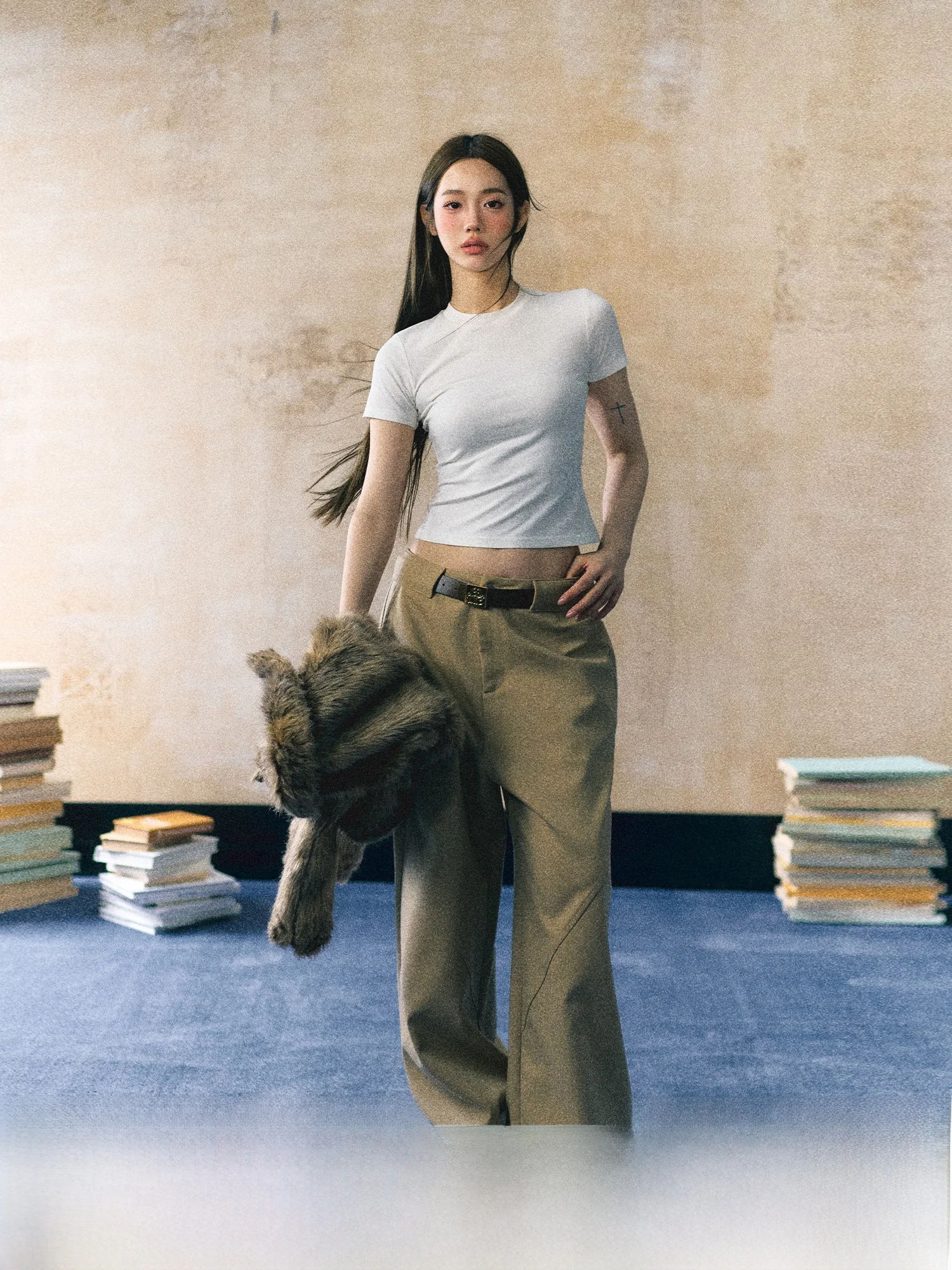 

LaluneDuCiel оригинальная корейская облегающая футболка Ne ort Sve женский хлопковый базовый топ La Lune Du Ciel