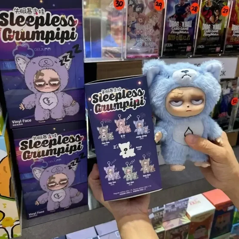متوفر في المخزون سلسلة Grumpipi الأصلية بدون نوم صندوق أعمى دمية من الفينيل شخصيات الحركة Kawaii دمى جميلة صندوق غامض قلادة ديكور اللعب