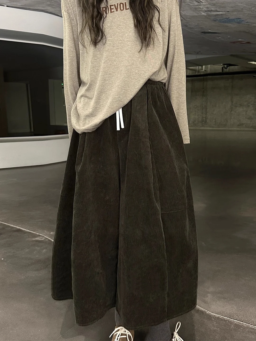 

plus Size Women's Winter Casual High Waist Elastic Corduroy Lantern Pants Artistic Vintage Loose Fit Straight Leg Trousers