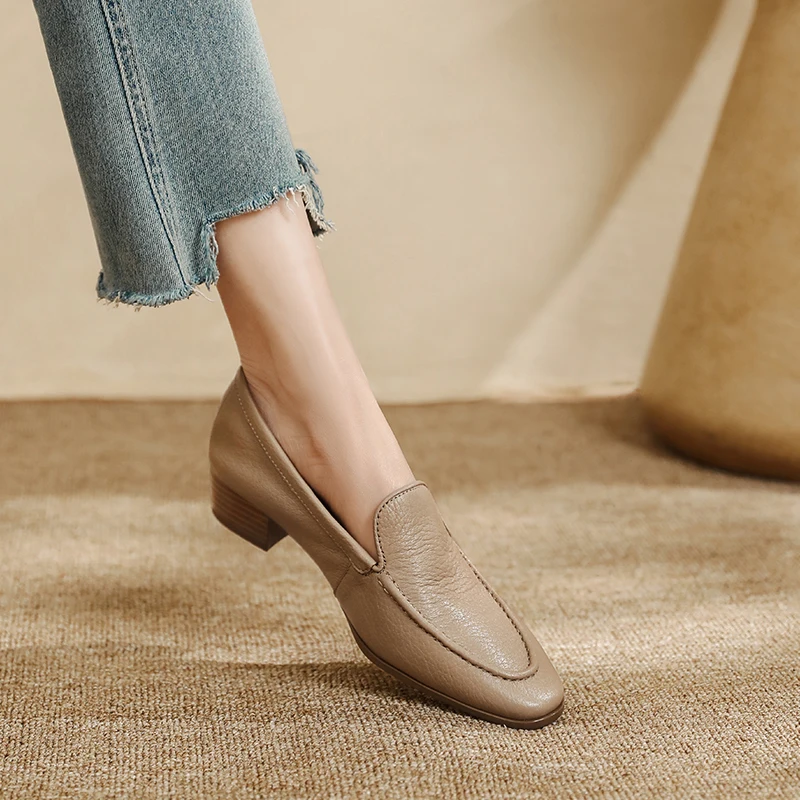 2025 Hot Sale Slip-on Genuine Leather Women Shoes  Pumps Square Toe Med Thick Heels Soft Upper Pumps Office Ladies Dress Shoes