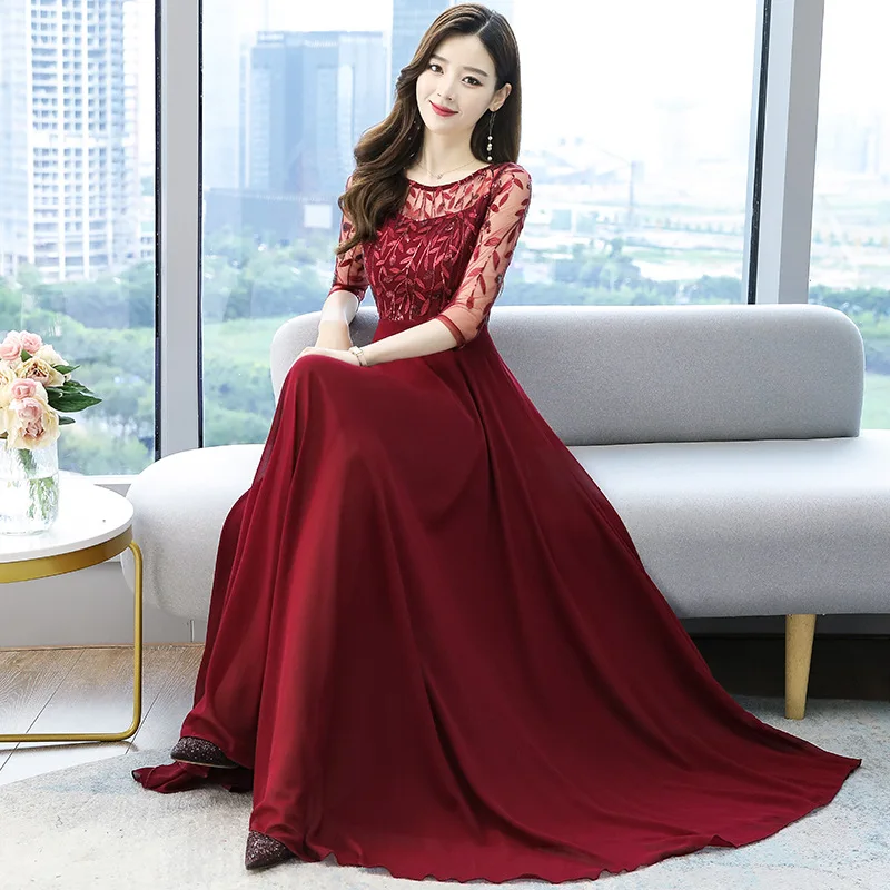 

2024 Spring Red New Style Women's Temperament Waist-Controlled Slimming Expansion Skirt Mesh Embroidered Stitching Dress