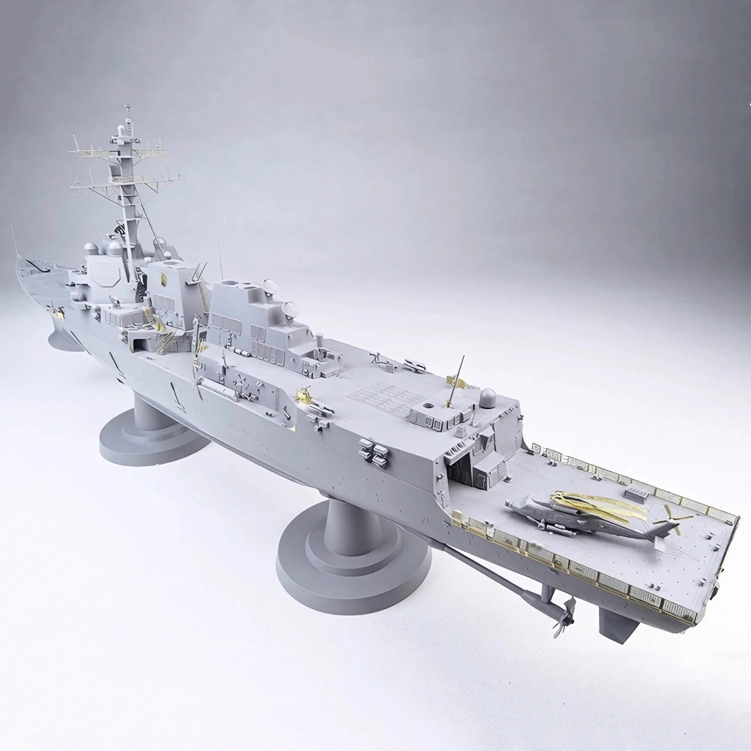1/350 Jack Lucas Destroyer Assembly Model  Accurate Appearance Rich Details Ships Static Model Ship Toy Ornament Warship Model
