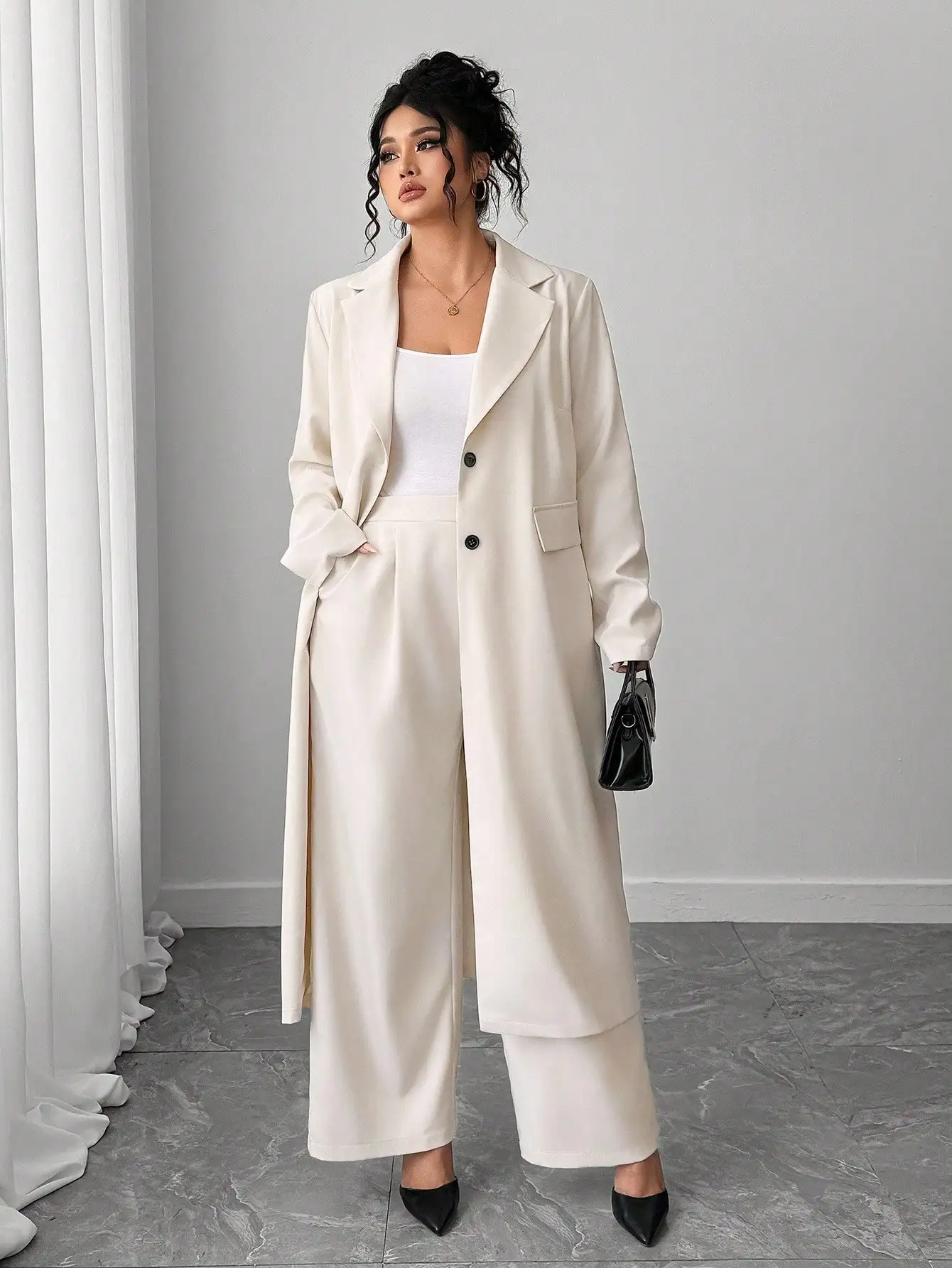 

Комплект из удлиненного пиджака с лацканами и широких брюк для женщин больших размеров, цвет абрикосовый