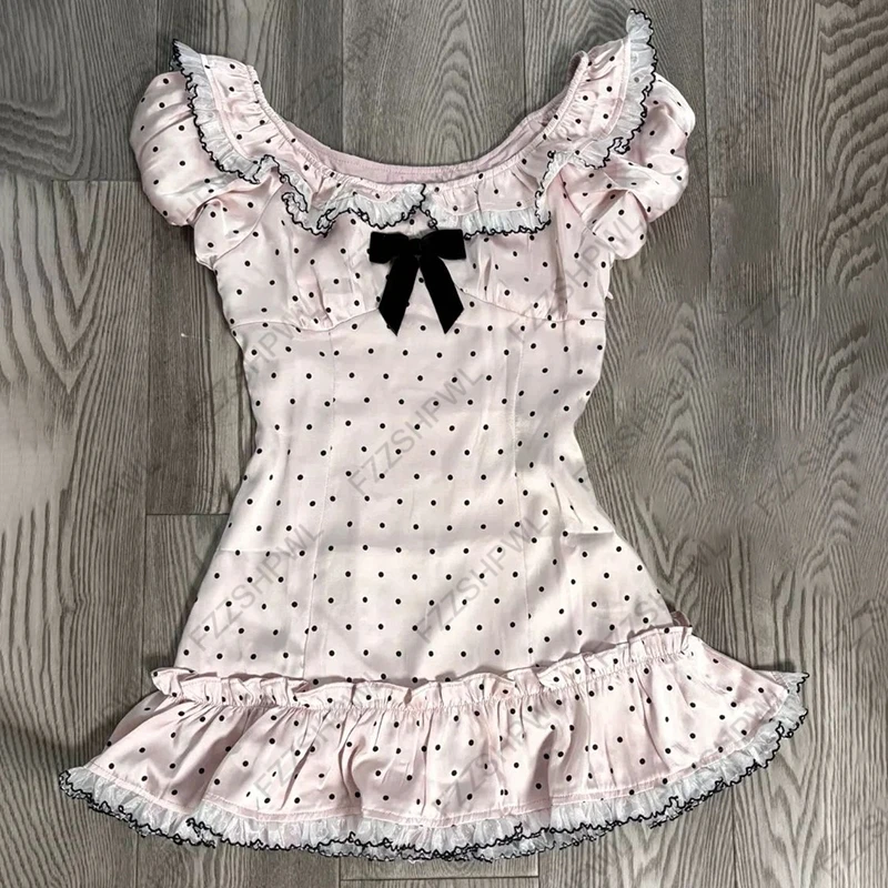 Top corto Y2k para mujer, ropa informal con dibujo de lunares Harajuku, camiseta de manga corta, camiseta única Punk a la moda para bebé, Top gótico picante para niña