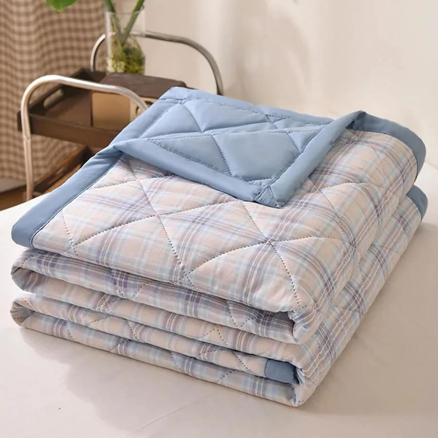 Ultrasonic Quilted Summer Thin Quilt 200x230cm Soft Breathable Air Conditioned Comforter for All Season Machine Washable