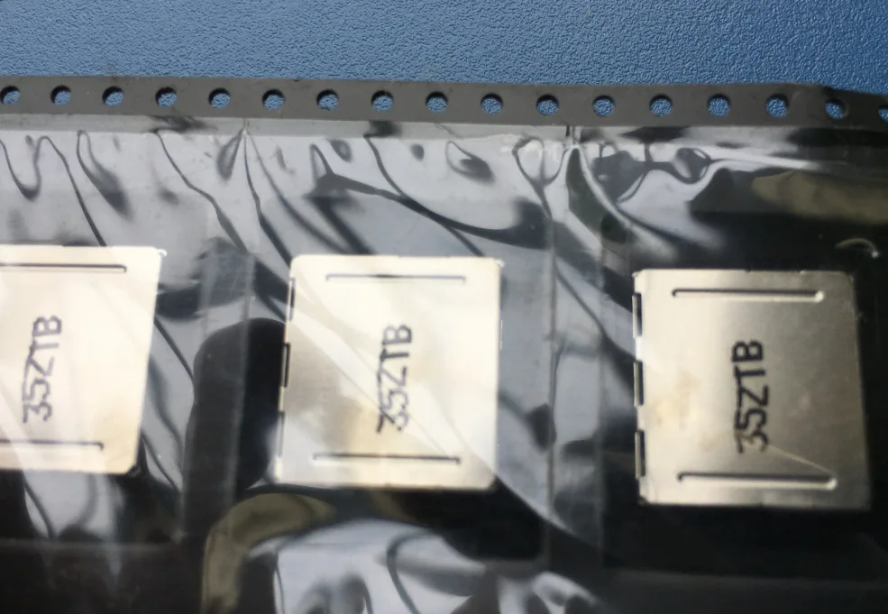 For Foxconn RJ45 network socket JM3611A-L2R8-7F-c 12 pins, original connector