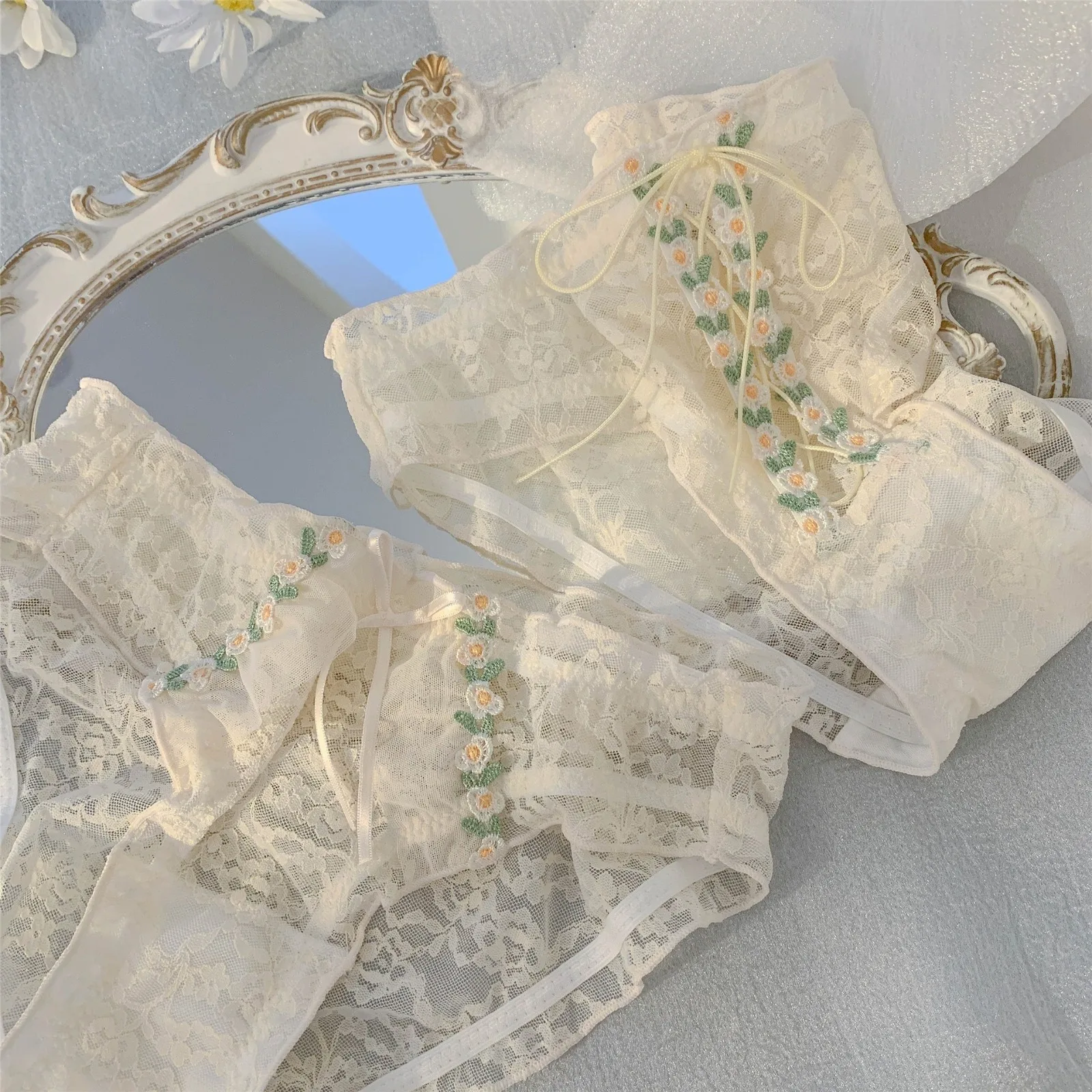 

Women Pastoral Style Cute Lovely Sweety Sexy Lace Underwear Flowers Transparent Panties Elasticity Breathable Princess Breifs