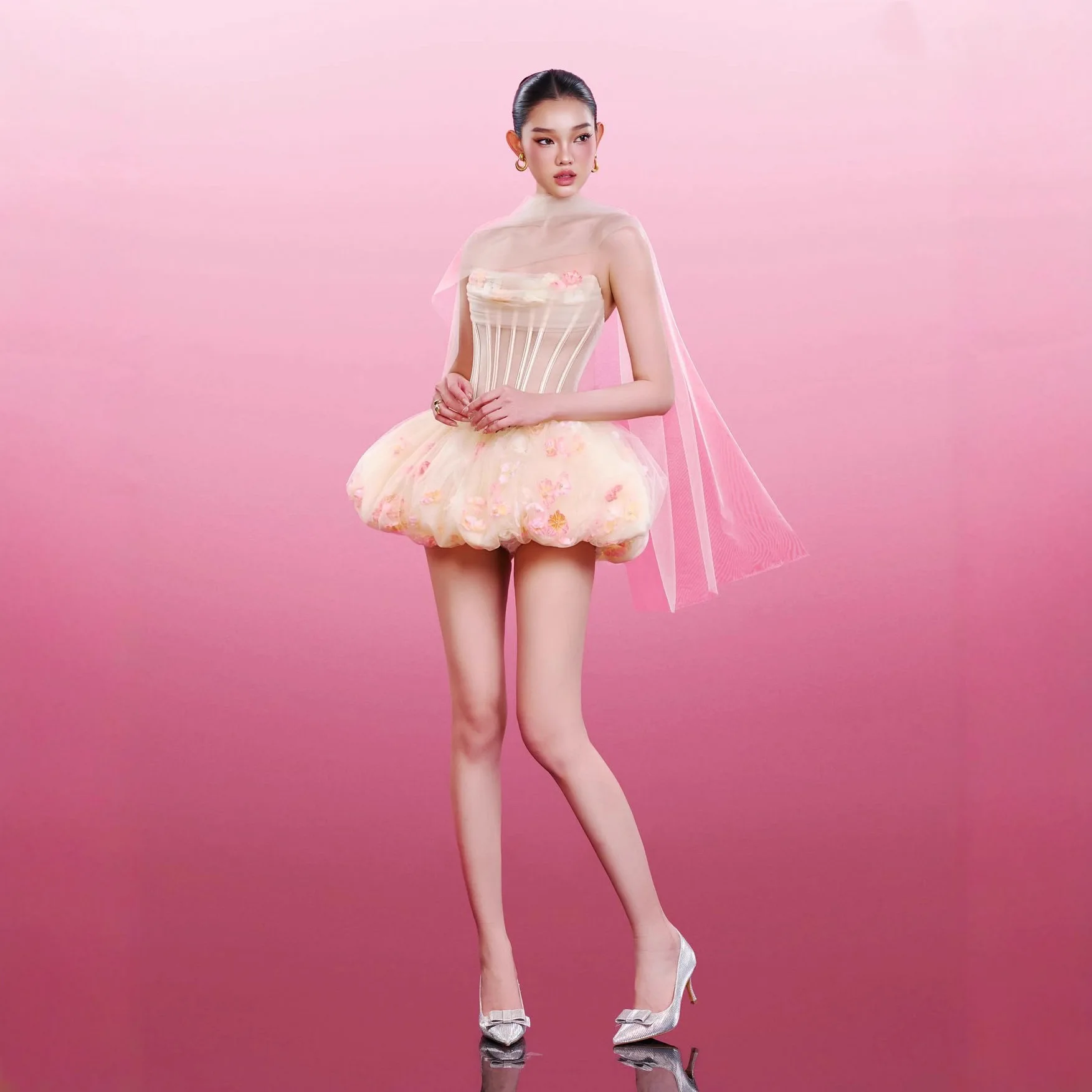 

Вечернее платье Moulin Roe Fairy Pure Desire с цветочным узором, приталенное, с корсетными вставками, пышное, класса люкс, в сладко-остром стиле, с эластичной талией K...