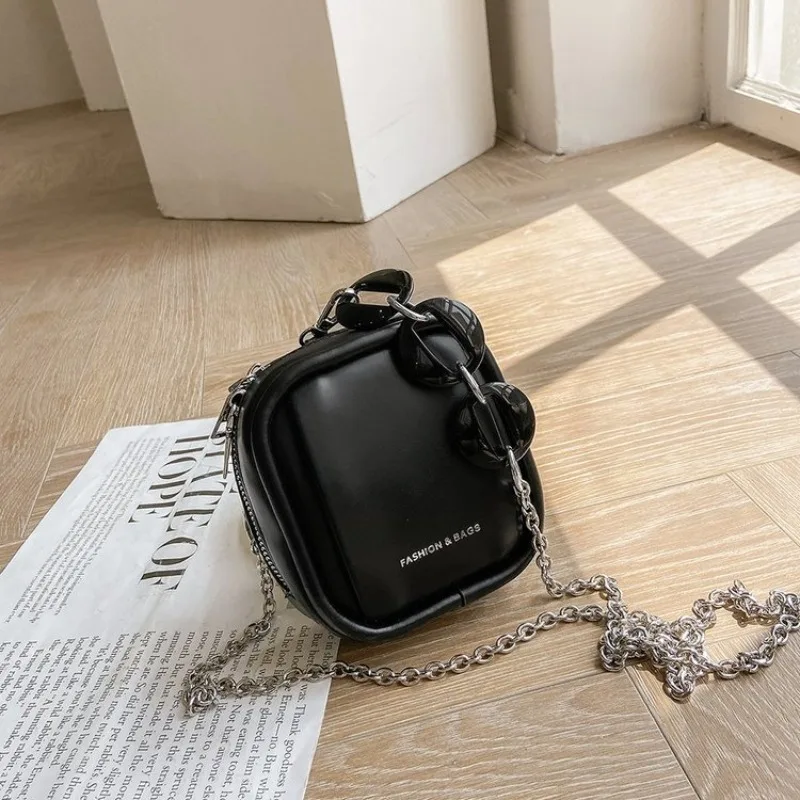 

High Storage Leather Diaper Bag for Ladies Elegant Paris Vintage Classic Casual Tote Bag Trendy Crossbody Messenger Bag Mommy