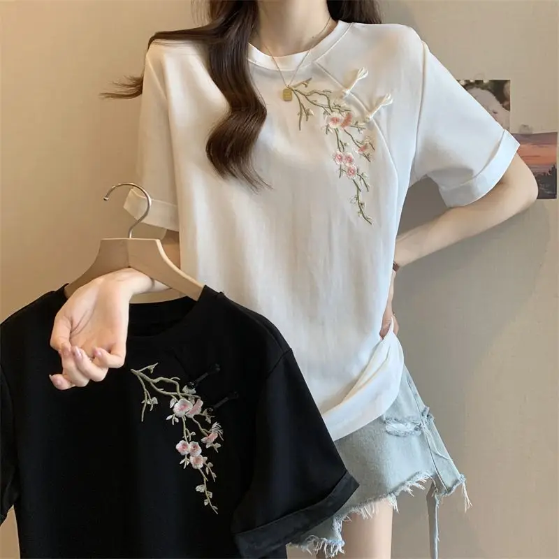 

Chinese Style Graceful Embroidery Floral T Shirts for Women Summer 2025 New White Short Sleeve Casual Loose O-Neck Tops Female