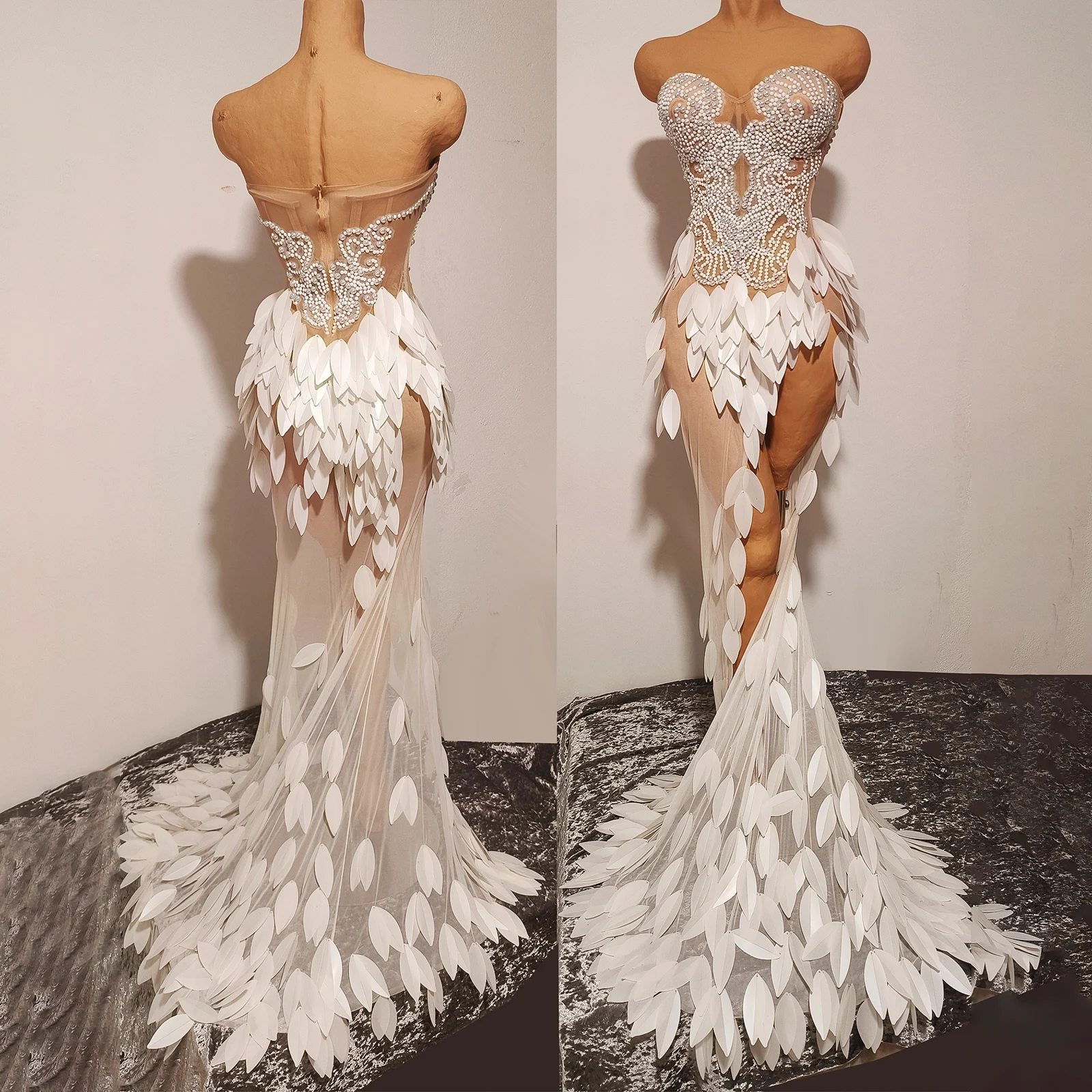 

2025 New White Feather Mermaid Evening Dress - Sweetheart Neck Strapless Design, Beaded Tulle See-Through Gown with High Slit &