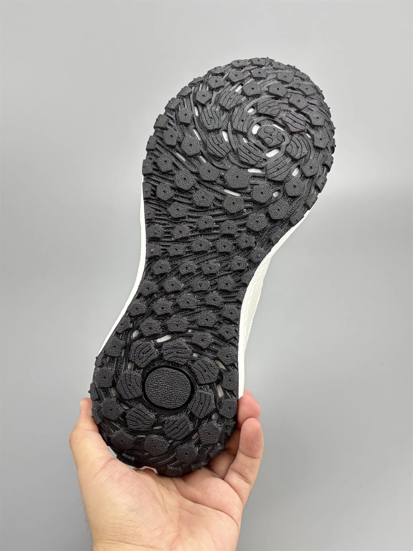 Professional Running Shoes Mens Outdoor Trainers Mens Luxury Brand Casual Sneakers Mens Breathable Walking Jogging Shoes