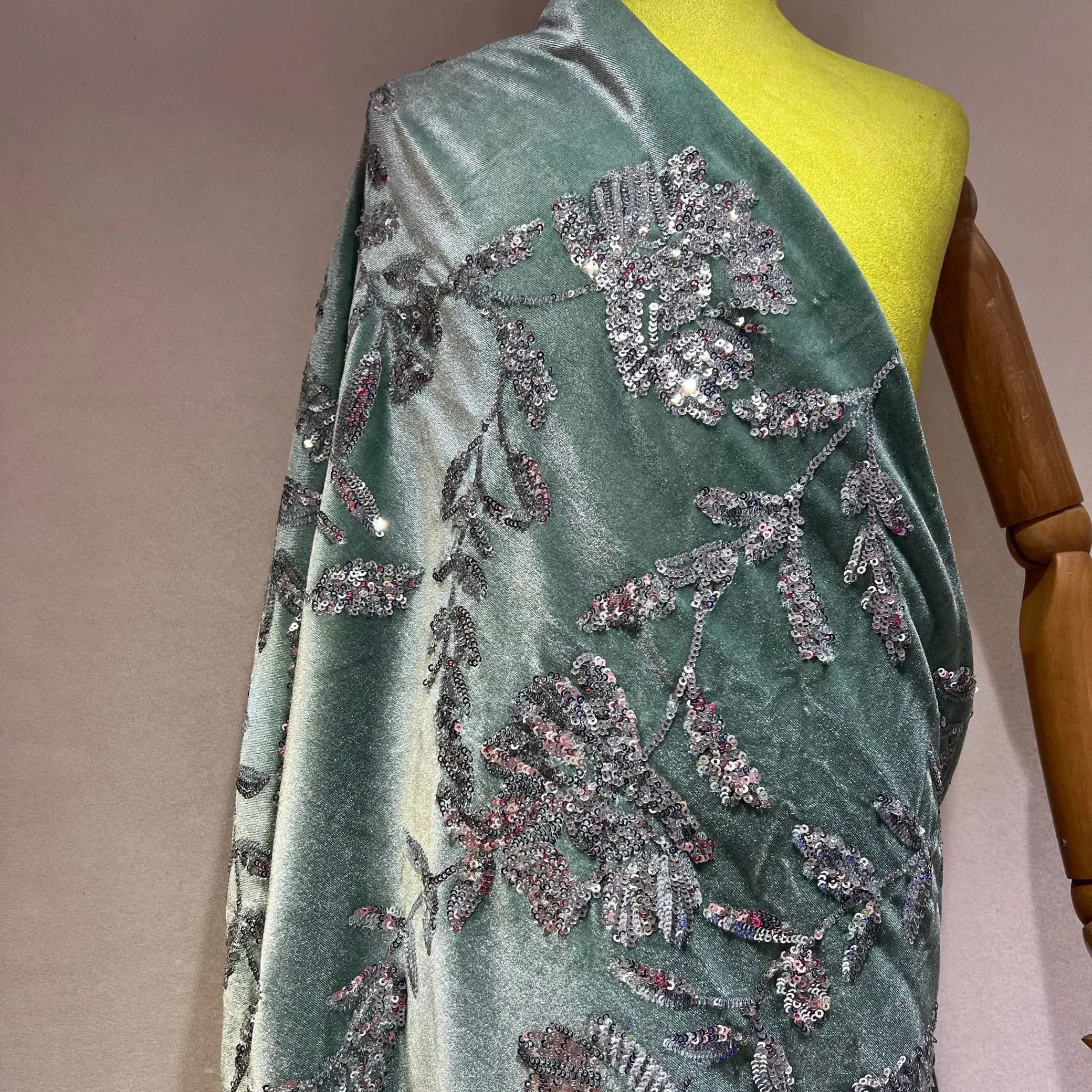 

Зеленый бархат, вышивка бисером для ногтей, кусок бисера, мягкая ткань, шитье, элитное торжественное платье, ткань для сценической одежды, Cheongsam