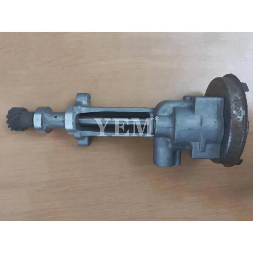 

Good Quality D201 Oil Pump For Isuzu Diesel Engine