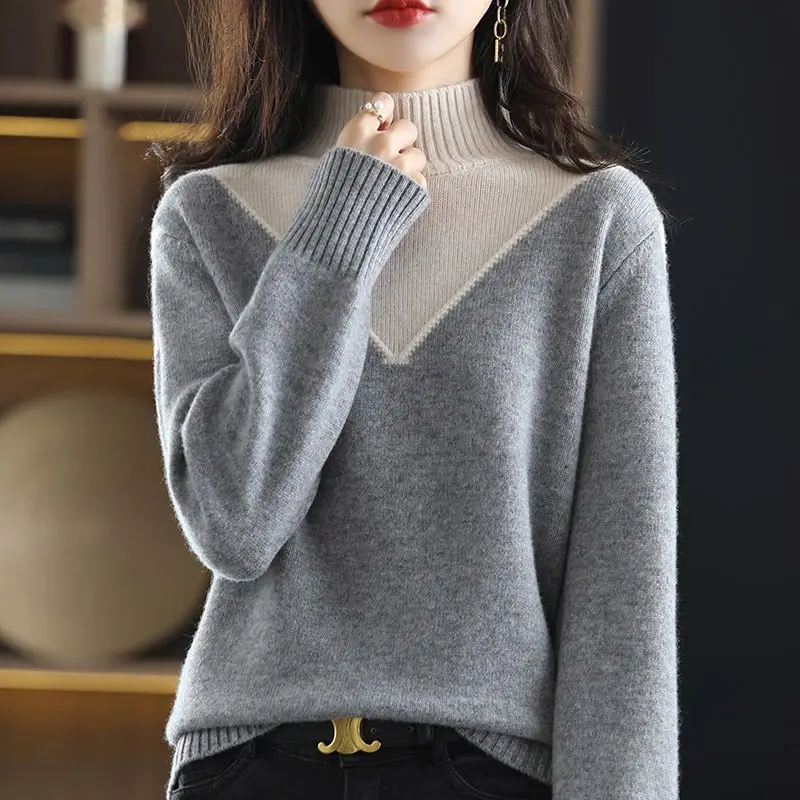 Loose and Lazy Style Knitted Sweater New Style Sweater Women's Color Blocked Base Sweater Looks Slim