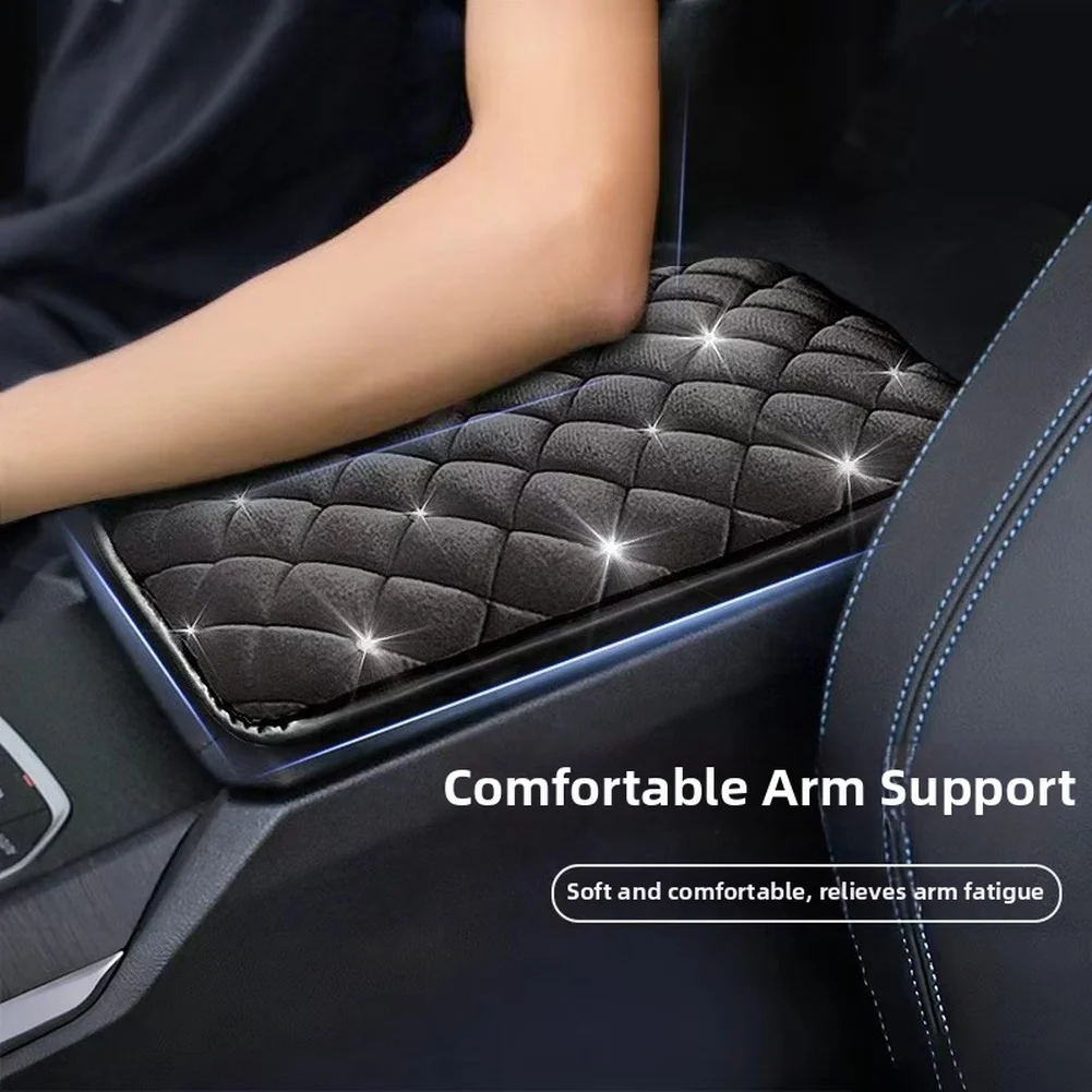 

Плюшевый чехол на подлокотник автомобиля с ромбовидным узором для зимних поездок, мягкий фланелевый материал, регулируемые эластичные ремни для большинства автомобилей