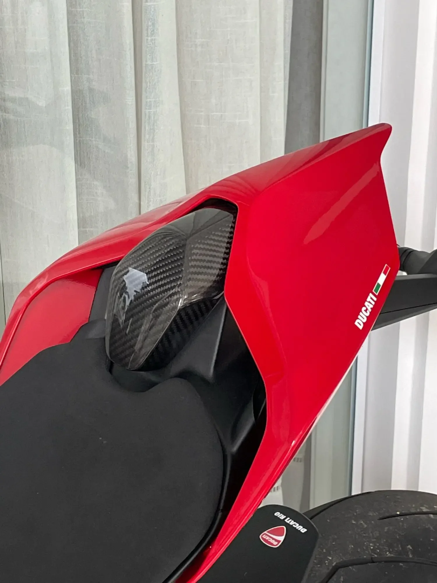 for Ducati Panigale V4 V2 Streetfighter V4S 2018-2023 Motorcycle Carbon Fiber Rear Pillion Seat Cowl Fairing Cover Cowling Panel