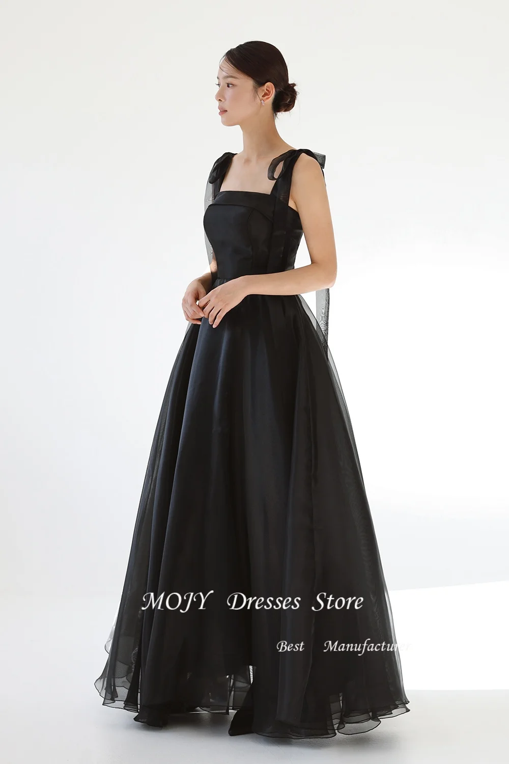 فساتين زفاف موجي بسيطة من الأورجانزا على شكل حرف A لالتقاط الصور الكورية بطول الأرض فساتين العروس بأشرطة سباغيتي طيات مخصصة