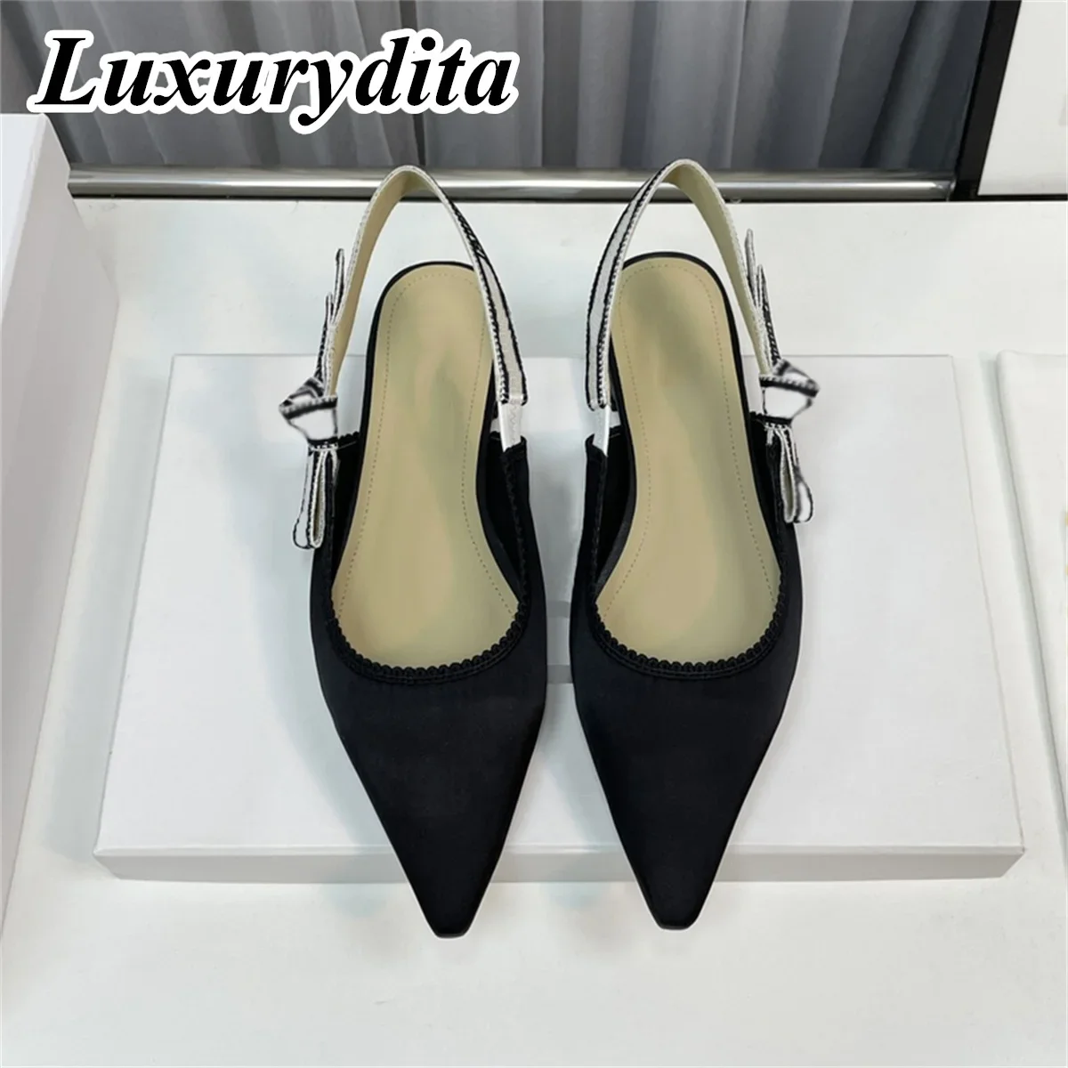 

Top Quality Luxury Womens Sandal Casual Lace Flat Fashion Embroidered Muller Shoes Designer Silk Leather Soled High Heel