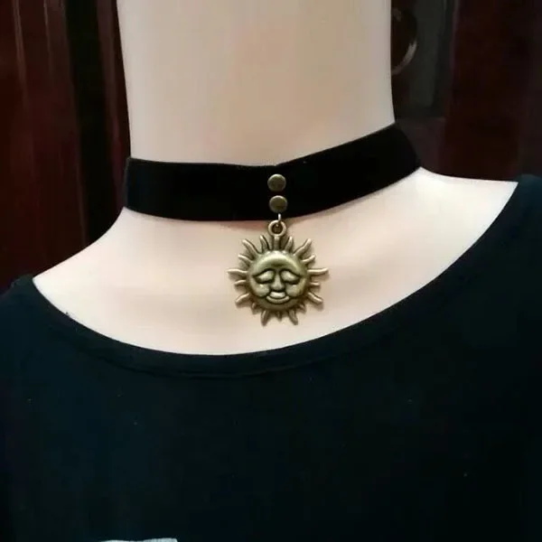 

Реквизит для косплея из фильма Леона, профессиональная Лолита, Матильда, кулон «Солнце», шейная цепочка, ожерелье, женский воротник, женская одежда, аксессуары