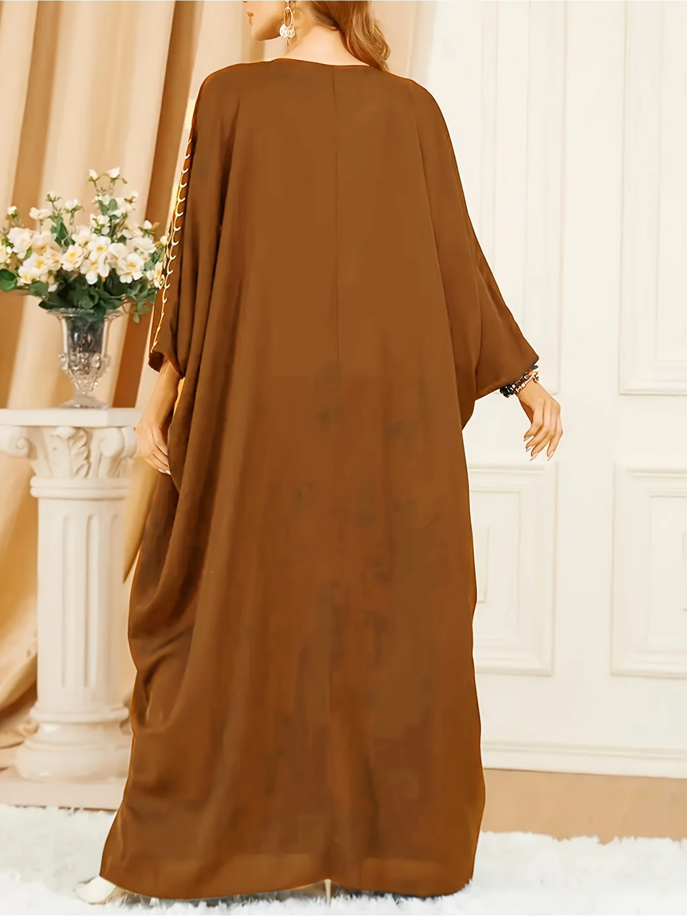 2026 Casual Women's Dress with Floral Pattern on the Sleeves, Loose-Fitting Dress, Long Dress, Suitable for Daily Travel
