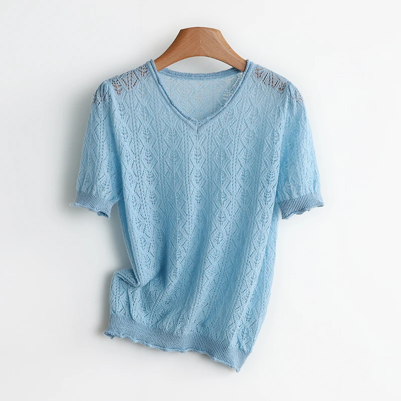 ملابس تريكو نسائية ذات لون بسيط على شكل حرف V مفرغة لخريف 2025 جديدة من الألياف الدقيقة #2