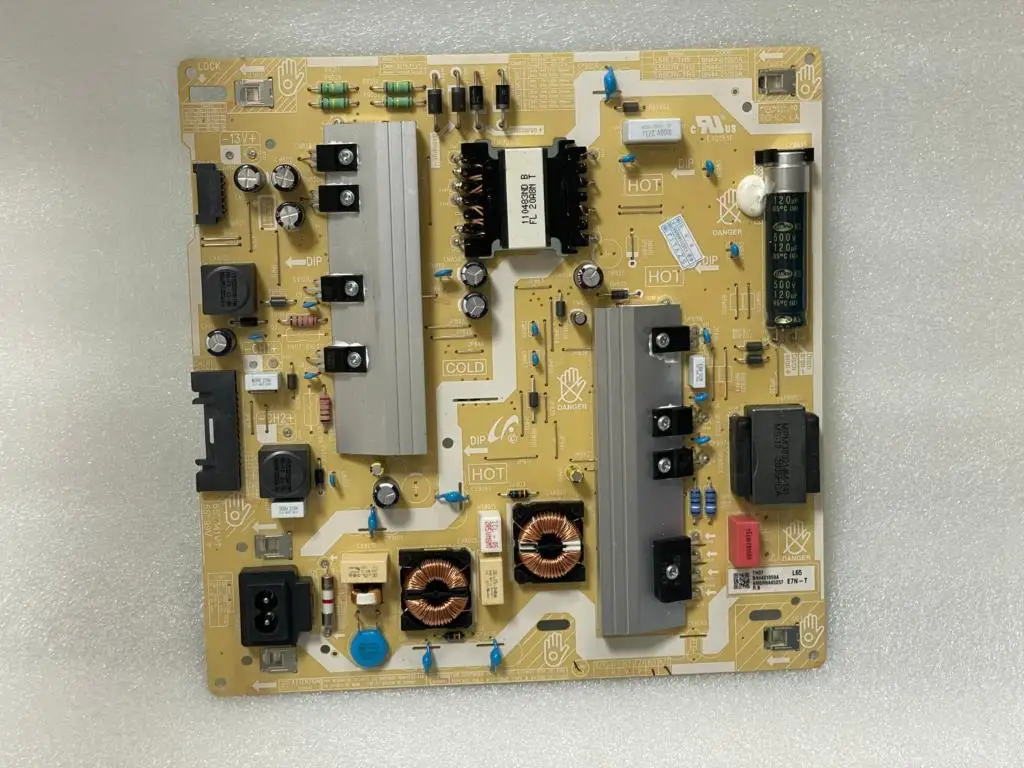 Używane i oryginalne dla QA55Q60TAJXXZ L55E7-THS BN44-01058A w ręku