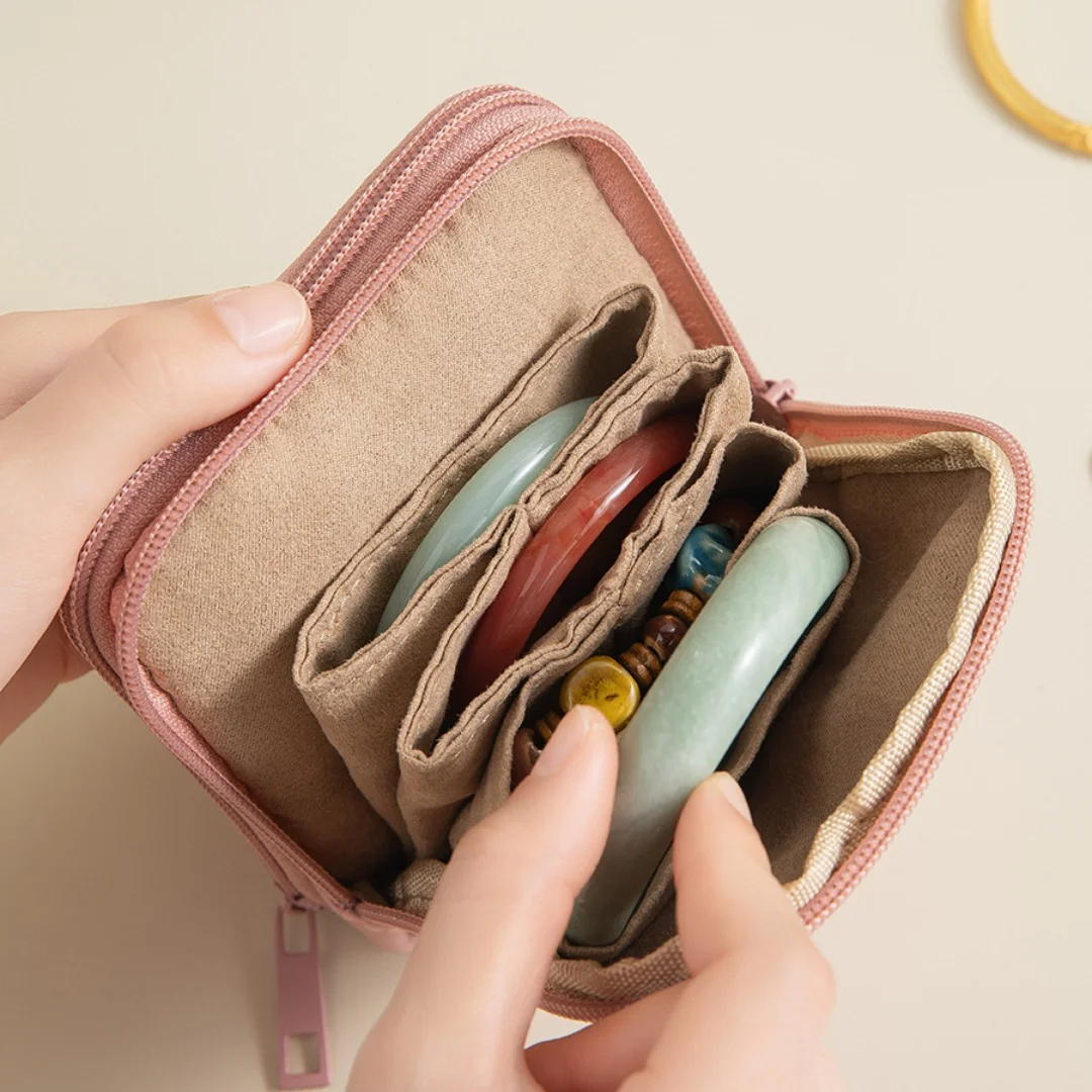 

Portable Jewelry Case Scratch Resistant Waterproof Jewelry Organizer Double Layer Jewelry Bag Secure For Backpack Luggage