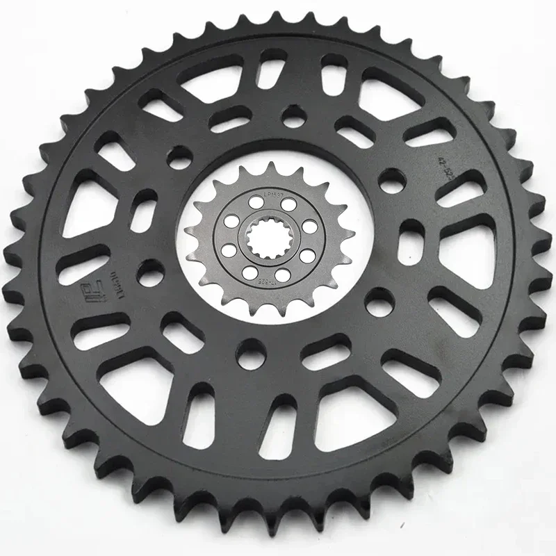 

Motorcycle 525 Front Rear Sprocket Kits For Kawasaki Z1000 ZR1000 Z1000SX ZX-10R ZX1000 Ninja Z900 Z900RS ZR900 ZX900