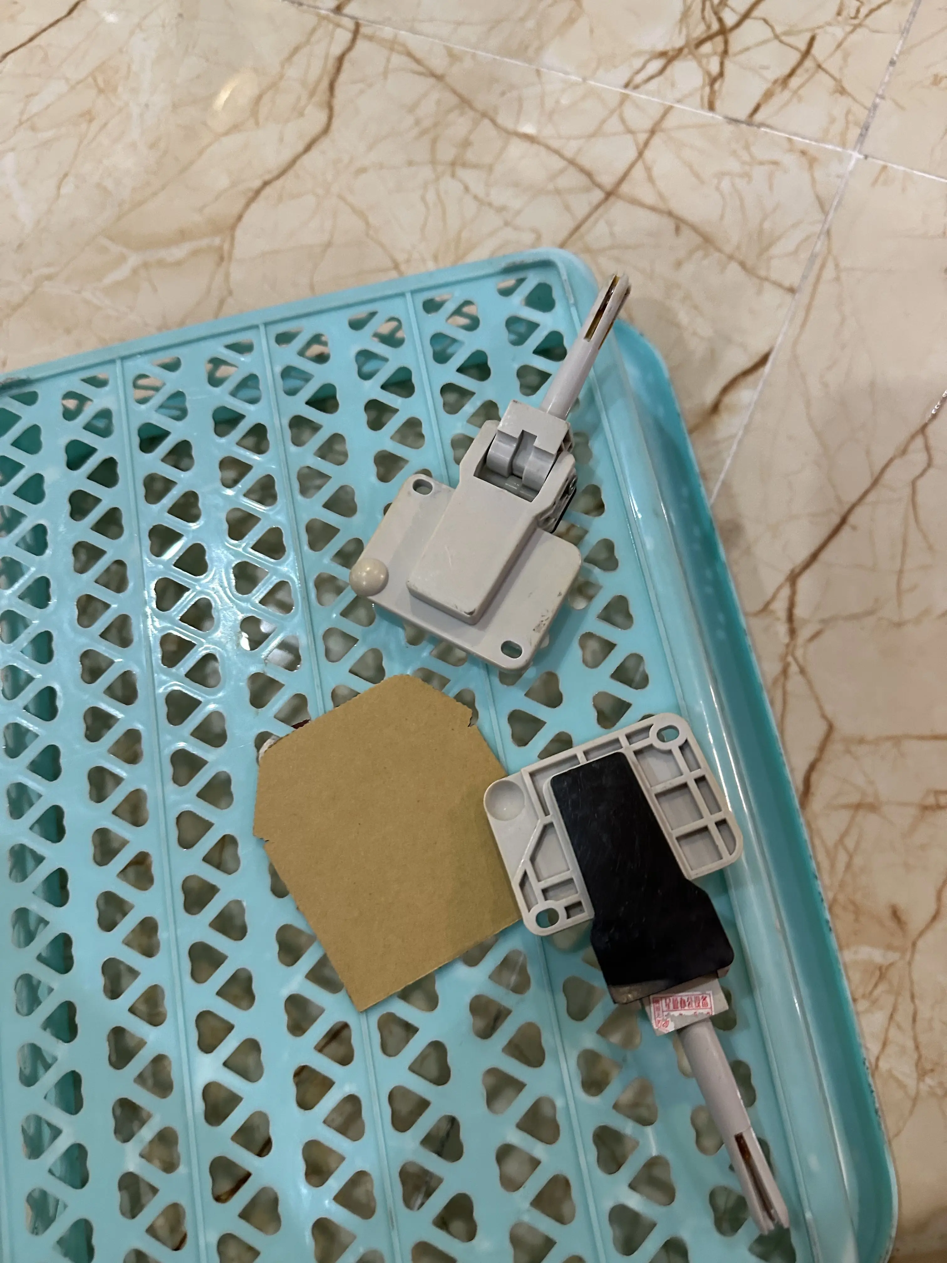 

2 шт. шарнир Bizhub 162 для Konica Minolta DI163 1611 211 210 2011 7616 7216 220 1139-1705-01 1171-1127-03