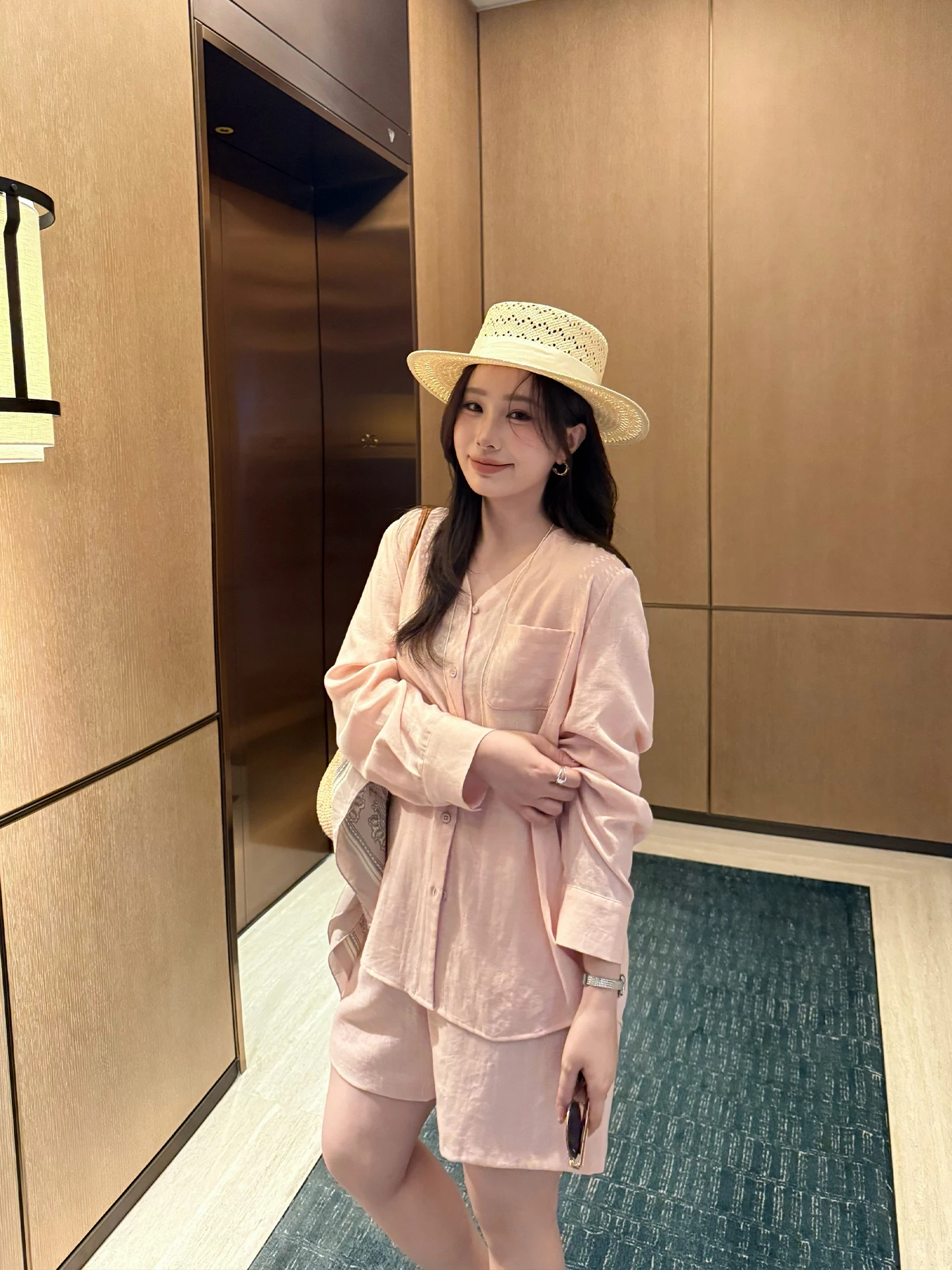 

plus Size Women's Casual Linen Set Fashionable Shirt Shorts Two Piece Set Summer Comfortable Breathable Korean Style Outfit