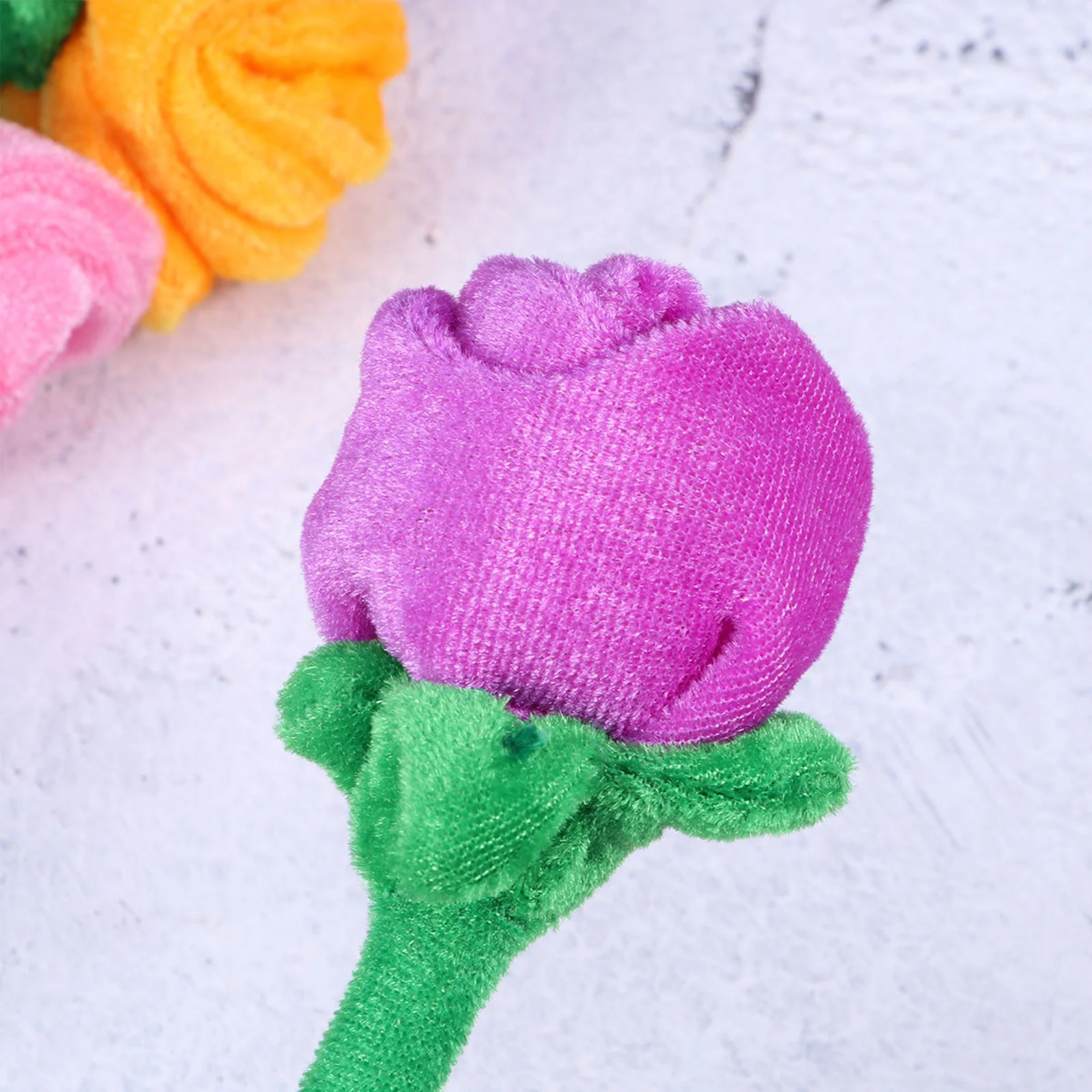 

4 Pcs Plush Stuffed Simulation Bouquet Bendable Stem Home Decor Kids Birthday Party Favors Gift