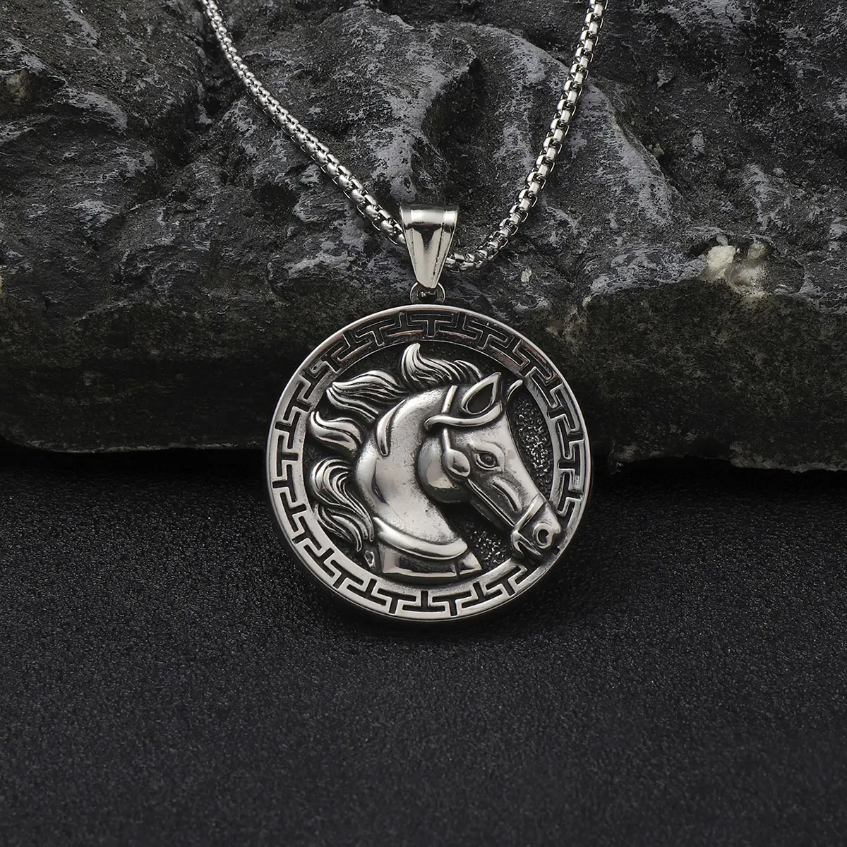 Trendy Stainless Steel Chain Necklace Antique Horse Pendant Men Vintage Cool Street Hip Hop Jewelry  Gifts Factory Price