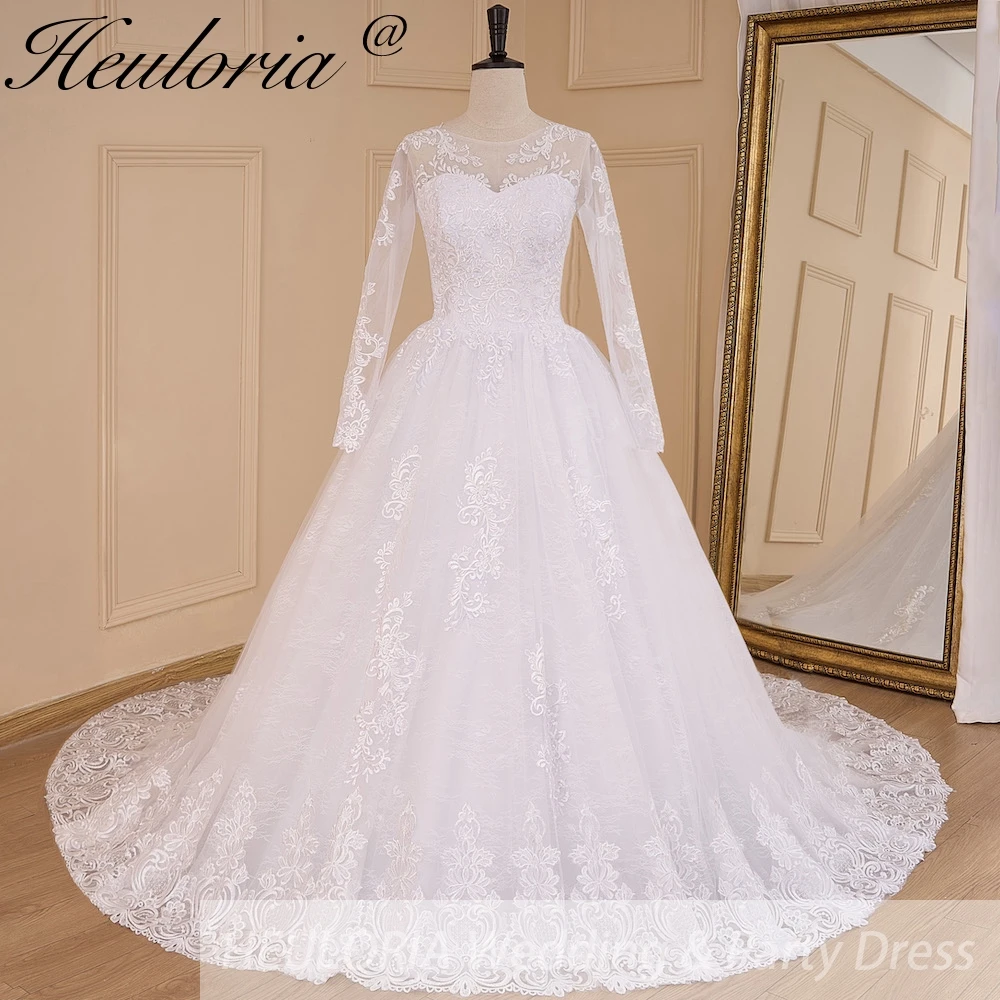 Robe de mariée en dentelle double couche, robe de Rhprincesse, manches longues, appliques en dentelle, train de balayage, patients de la mariée