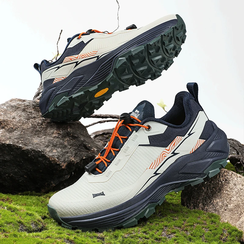 

2026 New Outdoor Hiking Boots for Men and Women, High-quality and Lightweight Hiking Shoes, Sizes 36-45