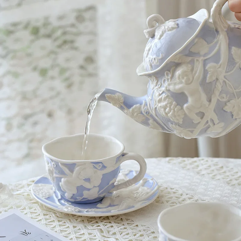 

English teacup retro relief coffee cup saucer kettle set household furnishings European court style afternoon tea tableware