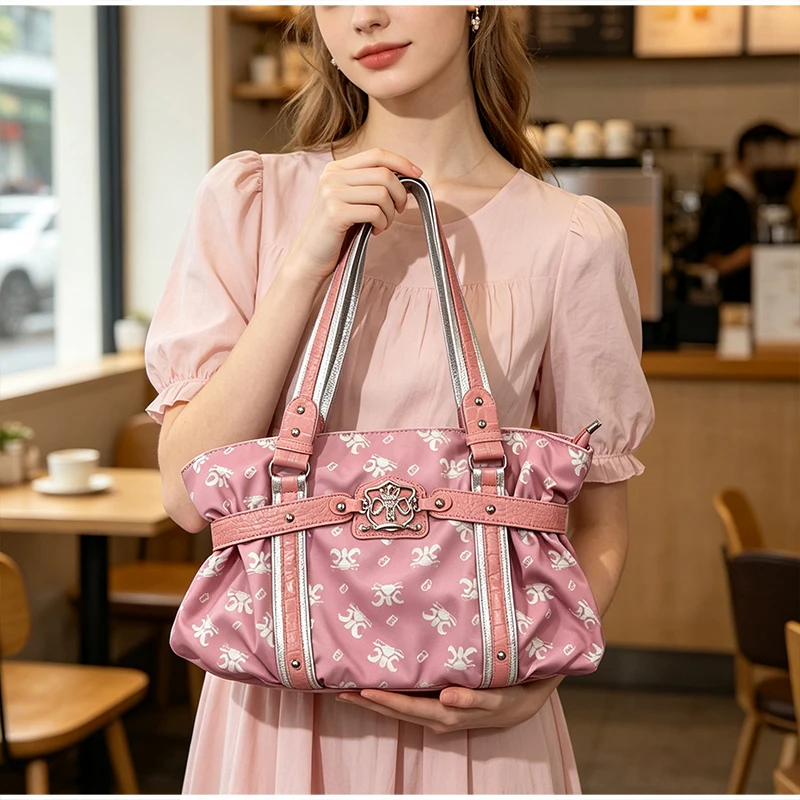 Koreanische Y2K-Style-Schultertasche, süßes, trendiges Design mit rosa Aufdruck, Damen-Tragetasche, Vintage-Nieten-Dekor, leichte, gerüschte Handtasche für den Alltag – Detail 14