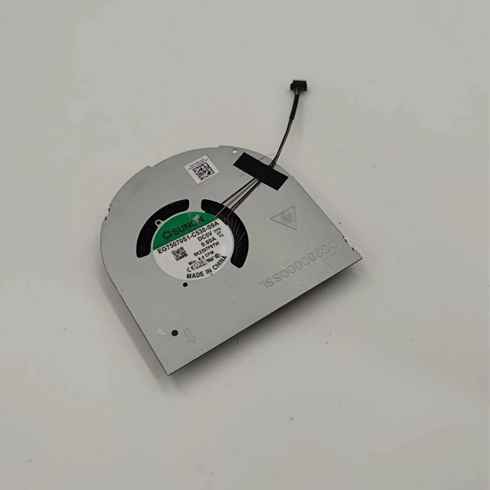 Laptop GPU Cooling Fan for DELL Precision 7560 M7560