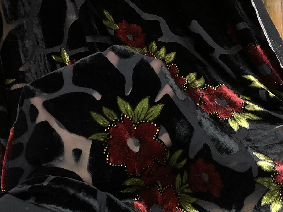 High Quality Real Silk Velvet Fashion Cloth Black Background with Geometric Pattern Hollow-out Gilding Flower Designer Fabric