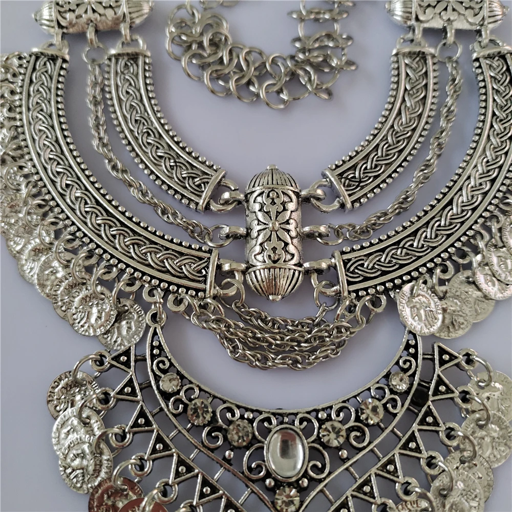 2024 New Indian Vintage Statement Coins Tassel Necklace Women Jewelry Sets Boho Baroque Retro Large Collar Necklace Bracelet Set