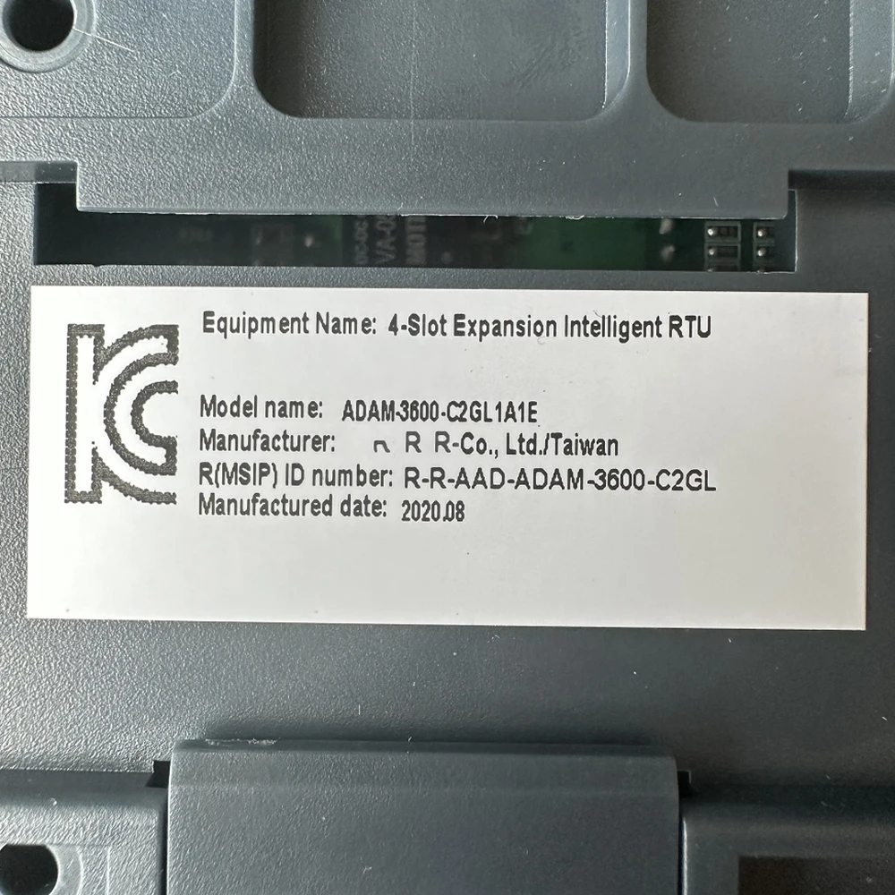 ADAM-3600 ADAM-3600-C2GL1A1E RTU Terminal cerdas nirkabel Remote Iot IRTU-400DA untuk Advantech