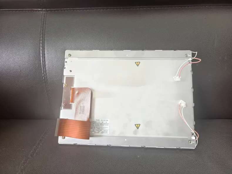 

10,4-дюймовый жидкокристаллический дисплей LM104VC1T51