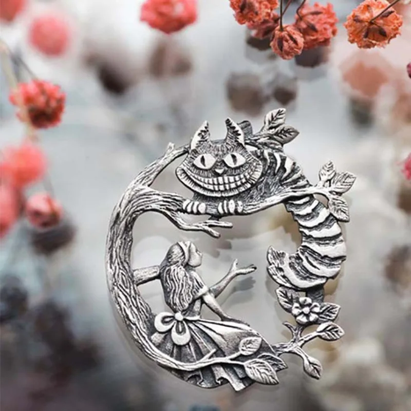 

Europe and America Retro Silver Color Evil Expression Bad Cat Necklace UNISEX Halloween Party Fashion Jewelry Necklace